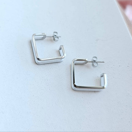 Luxe Silver Kamora Hoops