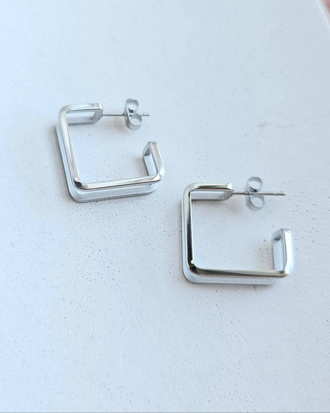 Luxe Silver Kamora Hoops