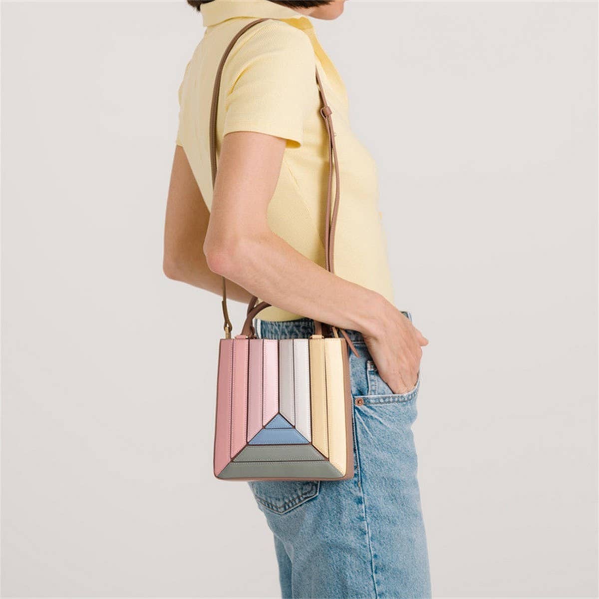 Rainbow Spliced Shoulder Handbag