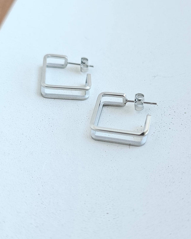 Luxe Silver Kamora Hoops