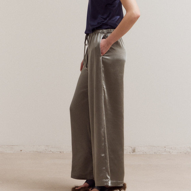 Dry Palm Banding Waist Wide Satin Pants