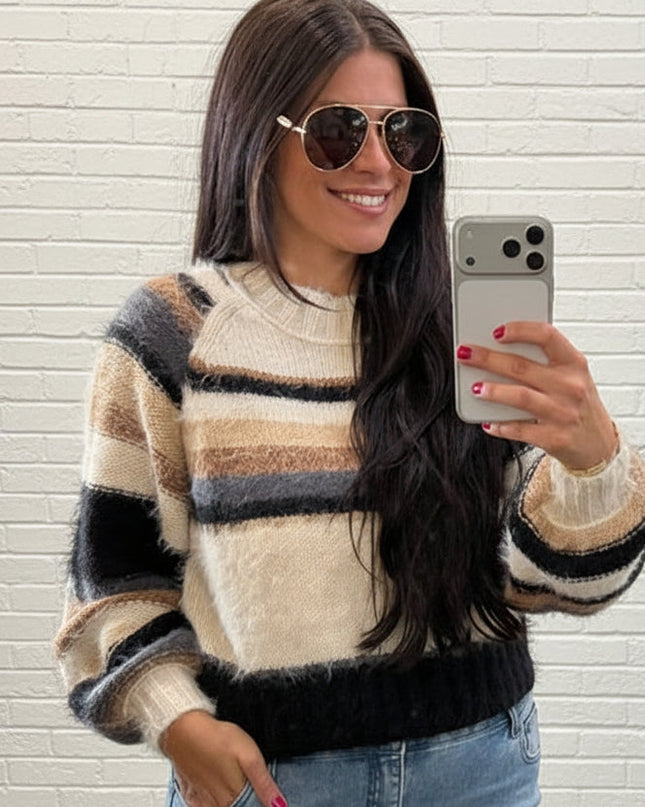 Stripe fuzzy sweater