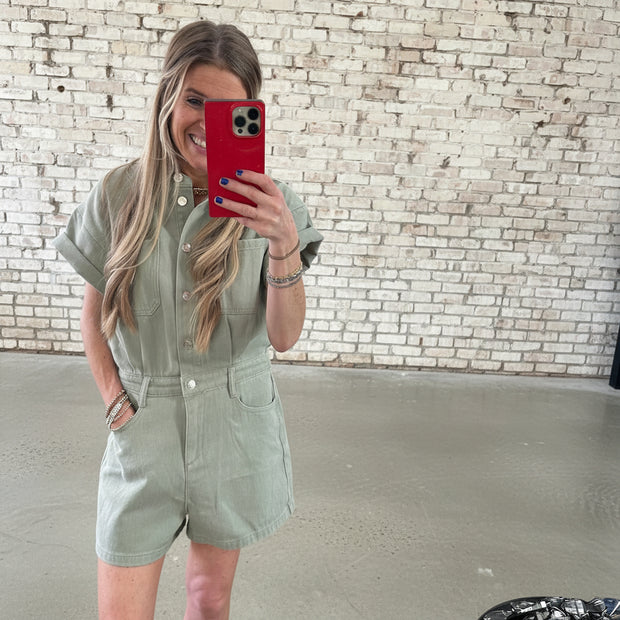 <h2>Casual Cool</h2>