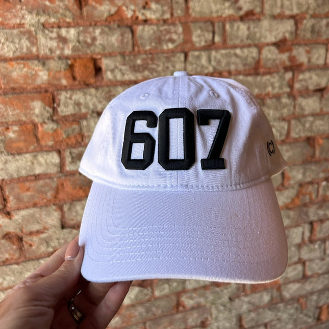 607 Hat White with Black