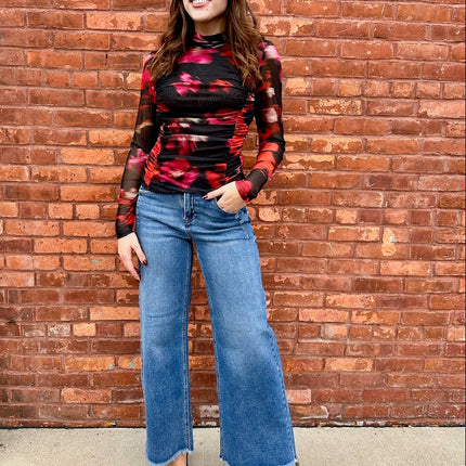 Blurry Floral Taylore Top - Shop Simply Apparel