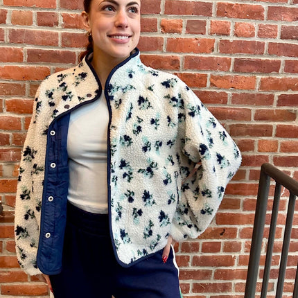 Ivory/Navy Floral Print Fluffy Fleece Jacket