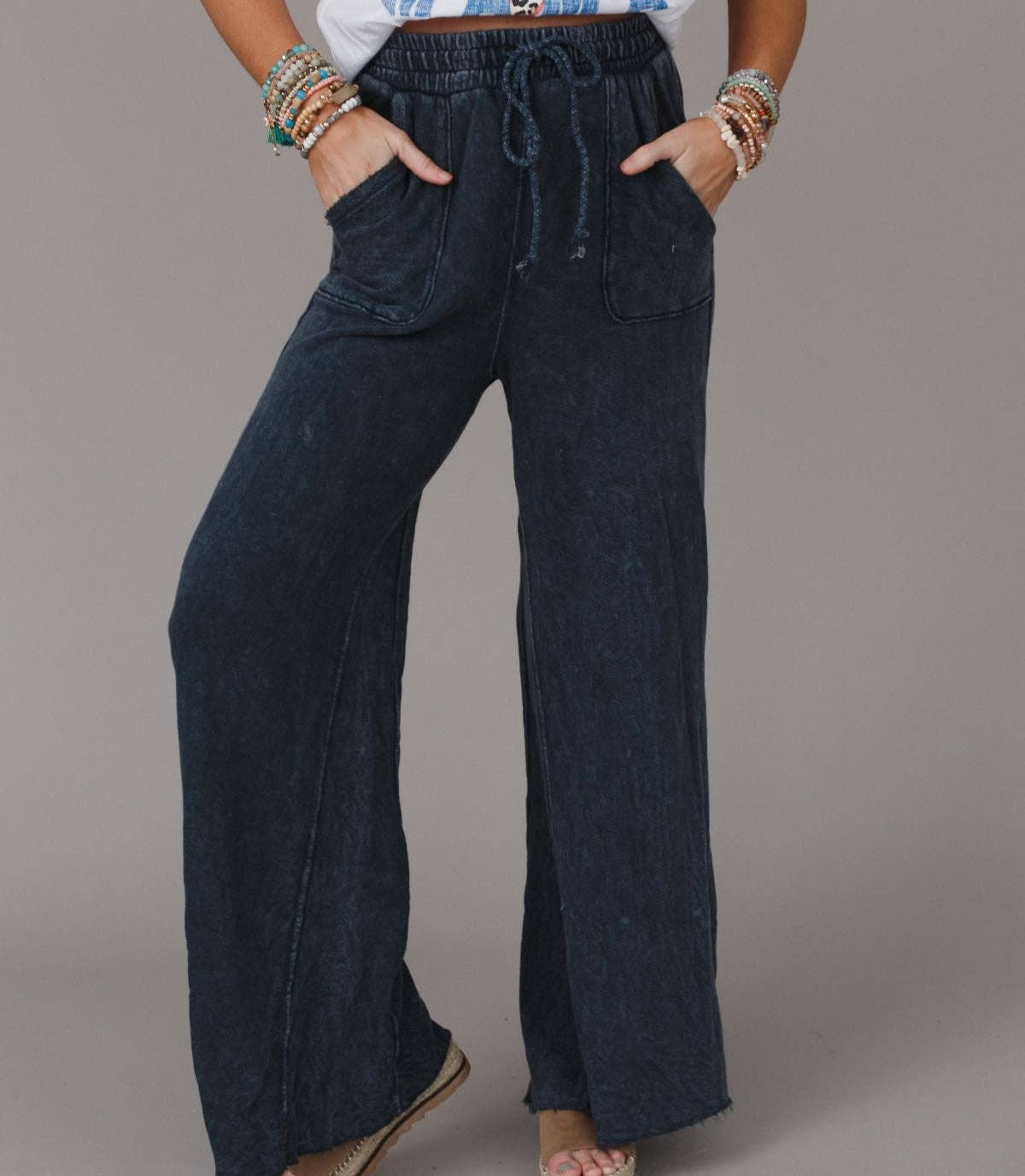 Navy Relaxing Wide Leg Pant