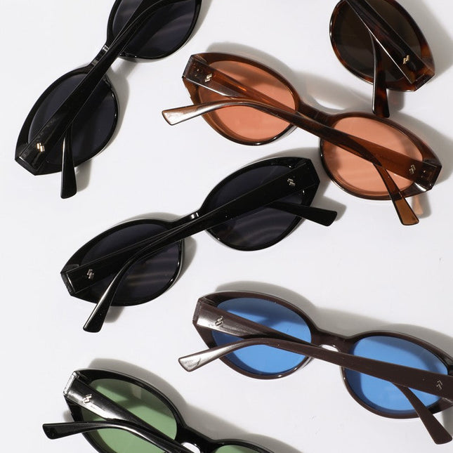 Oval Thick Frame Sunglasses