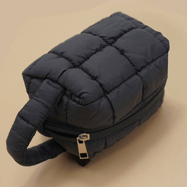Quilted puffer bag with handle