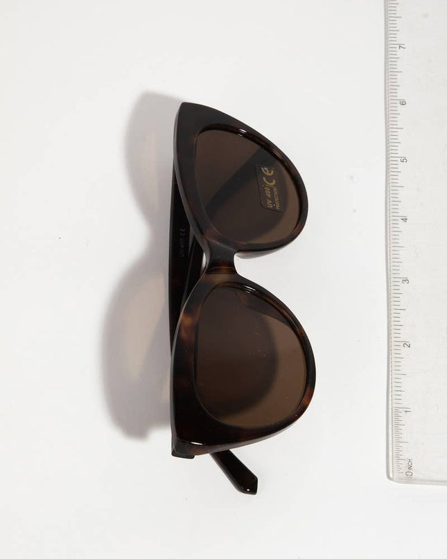 Classic Cat Eye Frame Sunglasses - Shop Simply Apparel