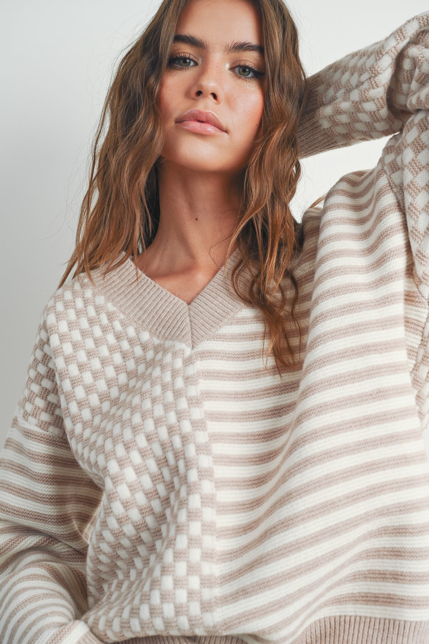 Taupe Checkered Pattern Drop Shoulder Sweater