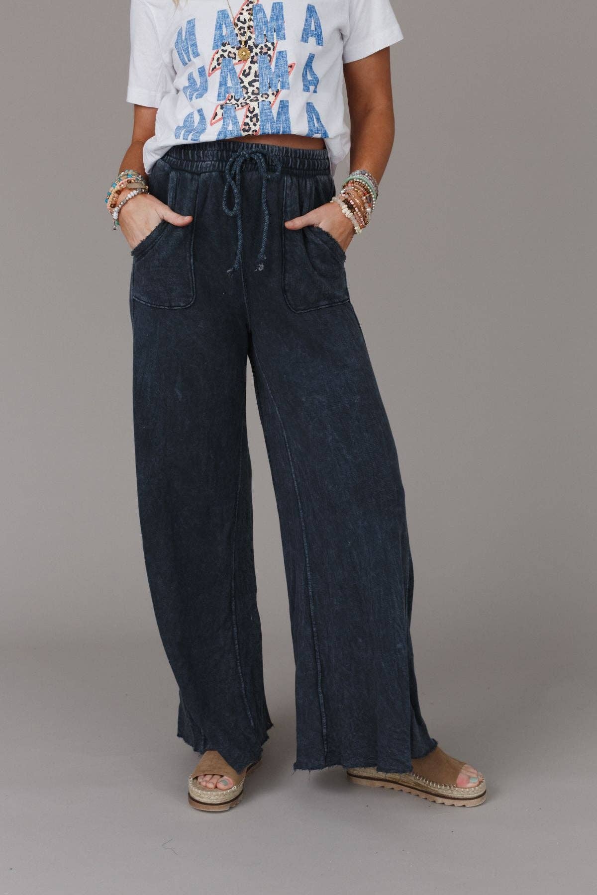 Navy Relaxing Wide Leg Pant