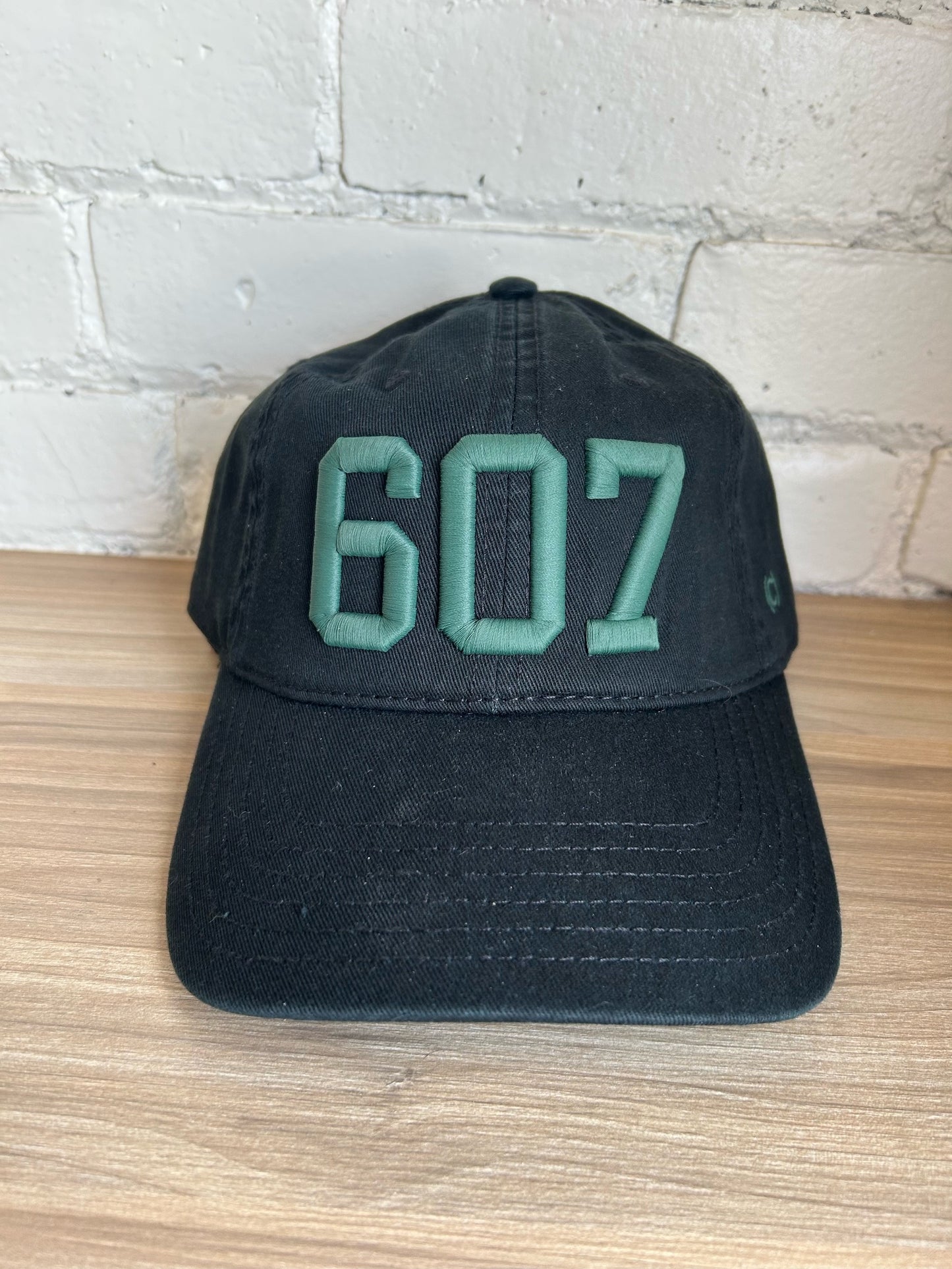 607 Hat - Black w/Deep Green